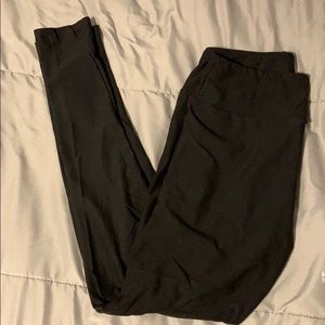 Black Lularoe leggings